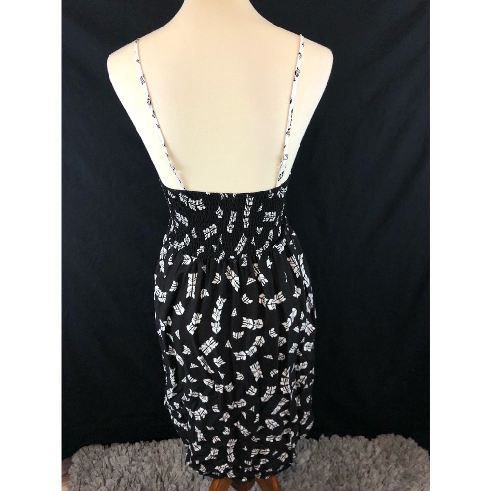 Patterned high-Low dress - Picture 4 of 5